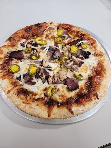 Mc Kee's Island Pub & Pizza - Thumbnail