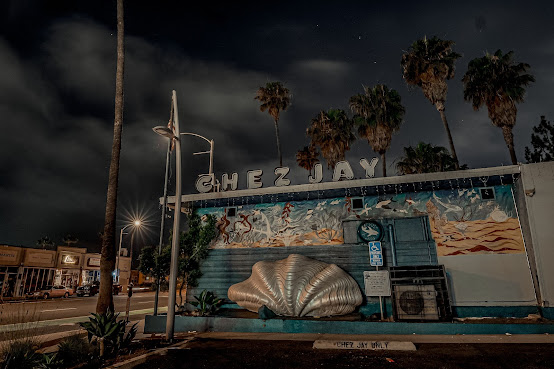 Santa Monica Ghosts: Ghost Tours & Haunted Pub Crawls by null