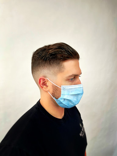 Cuts by Johnny - Thumbnail