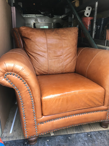 Kyle Upholstery Logo