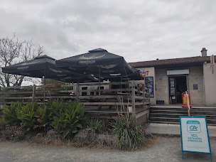 Photo n°3 de L'Antre D'Eux à Le Vanneau-Irleau (Restaurant)