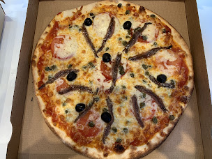 Photo n°4 de Le Kiosque à Pizzas CORPEAU à Corpeau (Pizzeria)