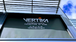 Photo n°1 de VERTIKA à Ennery (Magasin de stores et de rideaux)