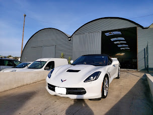 Photo n°12 de ARIS AUTO - Lavage auto à Mâcon - Nettoyage auto à Mâcon - Lavage İntérieur et extérieur - Nettoyage canapé - Vitres teintées à Mâcon (Service de teinte de vitres automobiles)