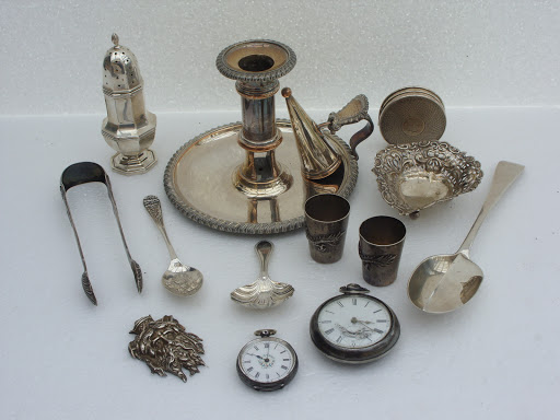 Treasure Chest Antiques - Antique Valuations - Thumbnail