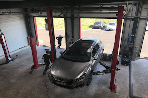 Photo n°12 de Eurotyre - Garage S.U.P.L Pneumatik à Thal-Drulingen (Magasin de pneus)