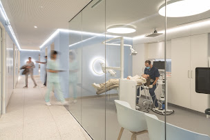 Photo n°8 de Dr FITOUSSI - Pratique Orthodontique exclusive à Villeneuve-lès-Avignon (Dentiste)