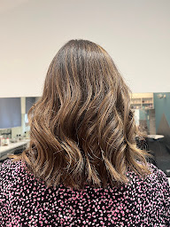 Photo n°3 de Glamour Coiffure à Mulhouse (Salon de coiffure)