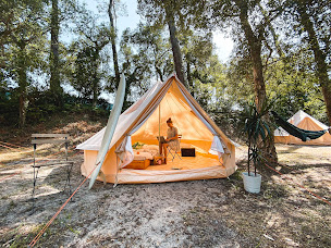 Photo n°1 de Wolf Camp Surf Moliets à Moliets-et-Maa (Camping avec cabanes)