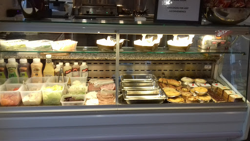 Paulie's - Visual