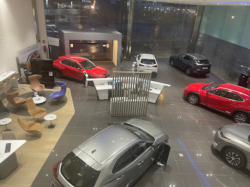 Lexus Granada - Visual