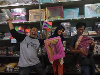Photos of Wishako Souvenir Pernikahan Kramatwatu Serang