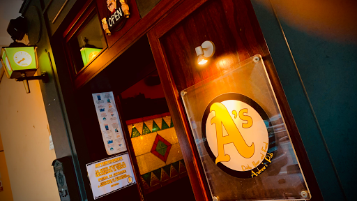 Andrew's Pub - Visual