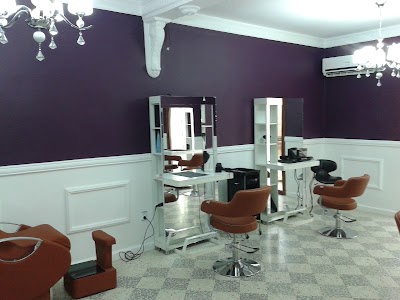 Photos of Studio Cut
