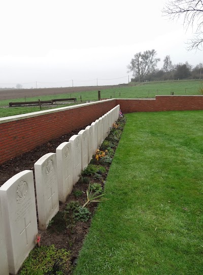 Photos of Lone Tree Mil Cemetery