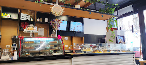 Cocomad Bakery - Thumbnail