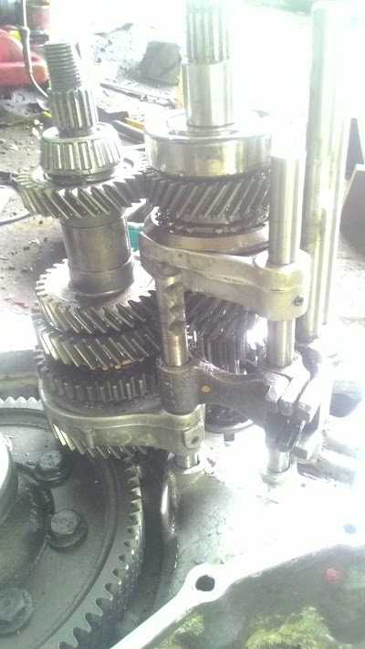 Photos of Bengkel Mobil Sapari