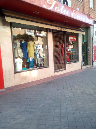 Boutique Jota Eme Gallery - Spain