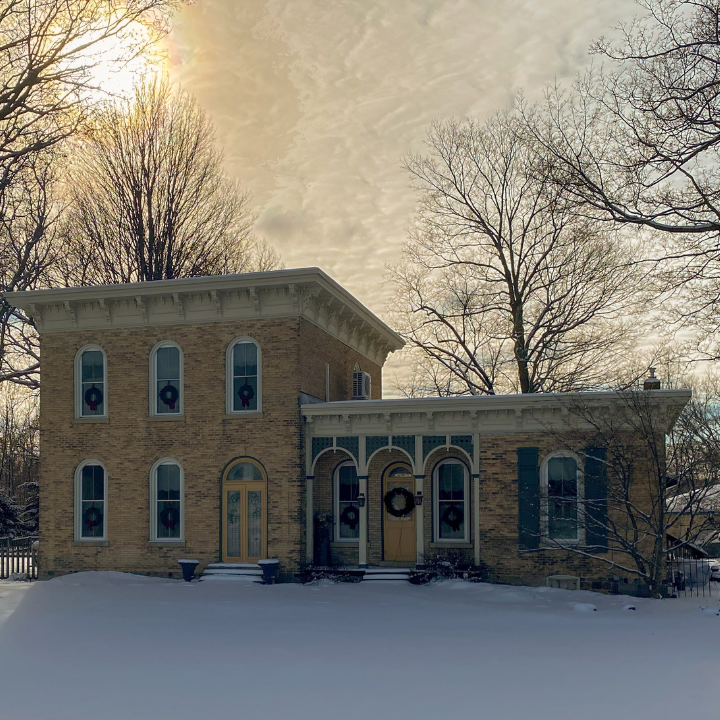 Sutton House Bed & Breakfast