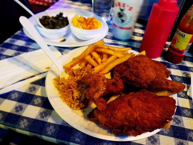 Gus's World Famous Fried Chicken