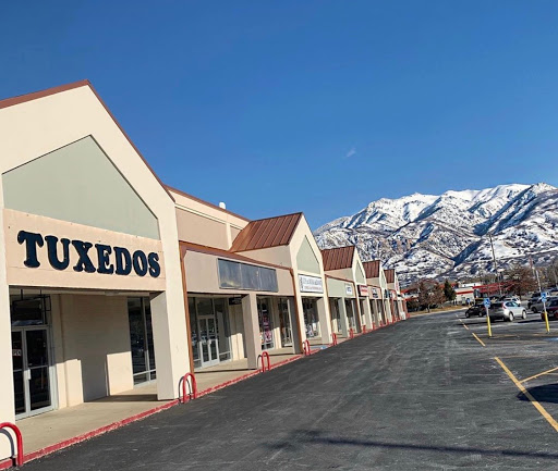 C & R Tuxedos and Suits Gallery - United States