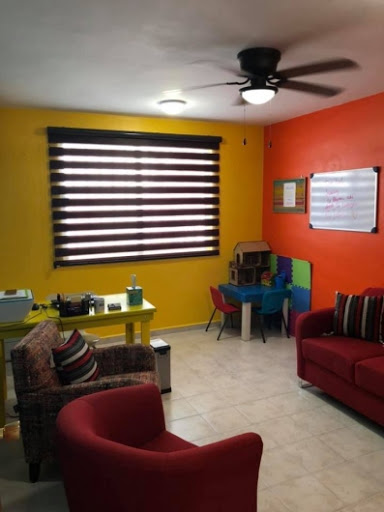 Lic. Cecilia Beatriz Cairó, Terapeuta complementario