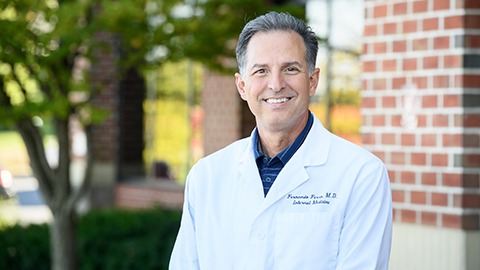 Fernando J Ferro M D