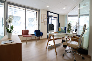 Photo n°2 de Agence Immobiliere Lacroix à Gentilly (Agence immobilière)