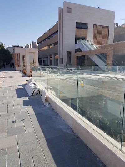 Photos of Sioseh Pol Subway Station