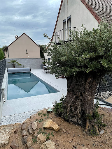 Photo de Phil Services à Vallon-en-Sully (03190)