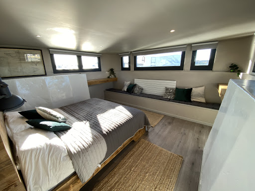 Houseboat Islay - Thumbnail