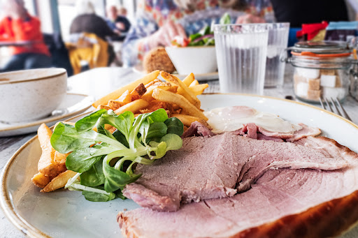 Tarka's Café - Thumbnail