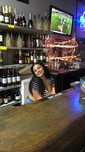 Paruta's Liquors - Thumbnail
