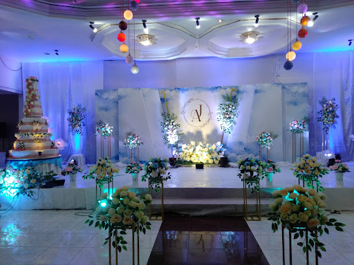 Verelze Bridal & Salon