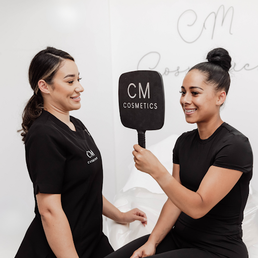 CM Cosmetics - Visual