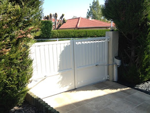 Photo n°17 de Le Store Auvergnat à Tallende (Magasin de stores et de rideaux)