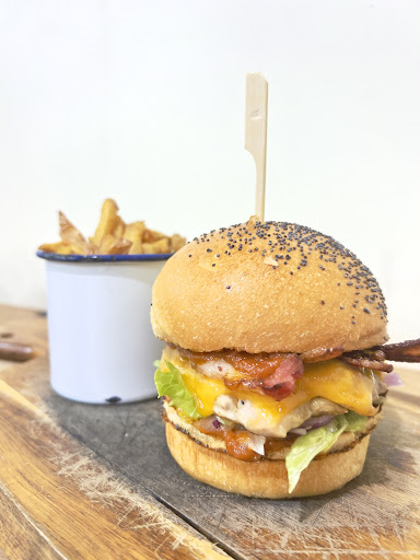 Photo 2 - Burger Royal