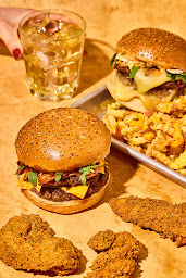 Photo n°41 de BCHEF Burgers - Trélissac La Feuilleraie à Trélissac (Restaurant de cuisine américaine moderne)