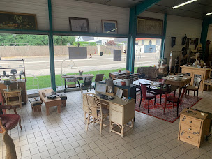 Photo n°2 de Décoéco mim's à Oberhoffen-sur-Moder (Magasin de meubles)