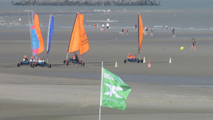 Photo n°13 de Ecole de Char à Voile - Mer et Rencontres à Dunkerque (École de sports)