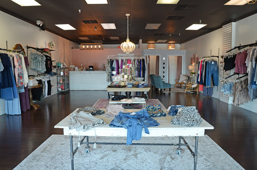 Authenticity Boutique - Visual