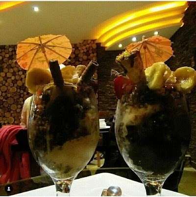 Photos of Lamkadeh Cafe