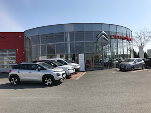 Photo n°6 de Pôle Multimarques LAURIER AUTOMOBILES AMBOISE à Amboise (Vendeur de voitures d'occasion)