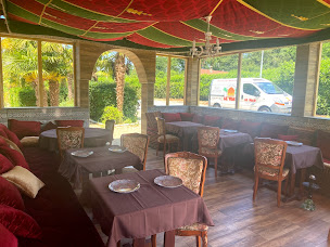 Photo n°28 de Le Riad à Claville (Restaurant servant du couscous)