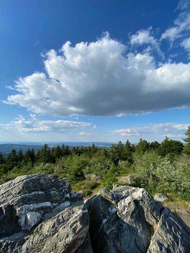 Langer Parkplatz am Großen Feldberg
