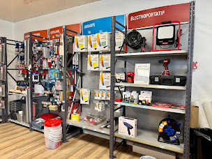 Photo n°13 de L'Atelier Décoration, peintures, papiers peints, parquets, Vernon Saint Marcel. à Saint-Marcel (Fournisseur de revêtements de sol en bois et stratifiés)