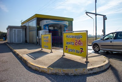 Stazione di servizio ENI