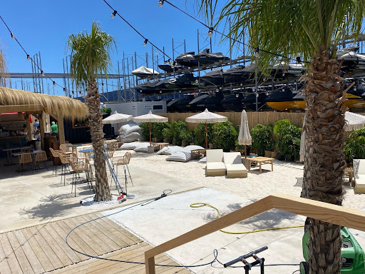 NALU Beach Club - Thumbnail