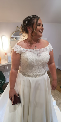 Essex Wedding Hair and Beauty - Thumbnail