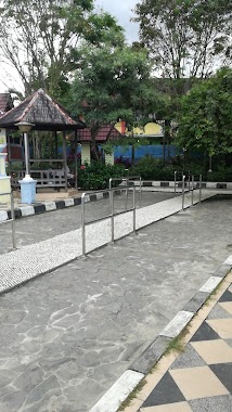 Taman Adipura, Author: Gocar Asia